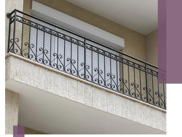 Балконные ограждения из металла и стекла в Чебоксарах для домов