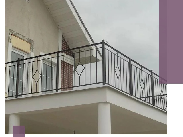 Изготовление балконных ограждений в Чебоксарах из металла и стекла