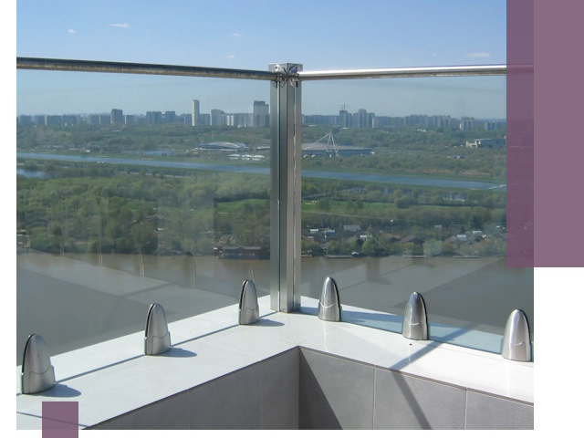 Стеклянные парапеты премиум класса в Чебоксарах для домов и бизнесов